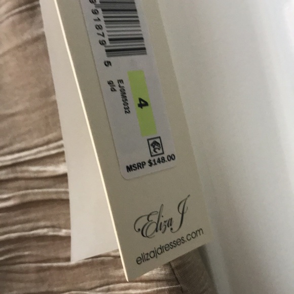 Dress - Picture 2 of 6